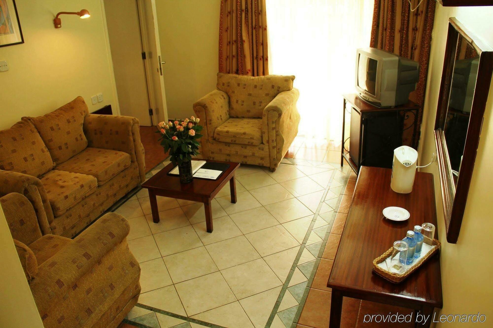 Sentrim 680 Hotel Nairobi Chambre photo